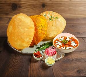 Cheese Chole Bhature [2 Pc]