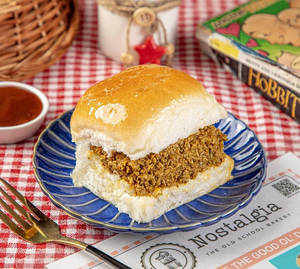 Chicken Kheema Pao