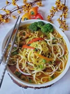 Veg Thukpa