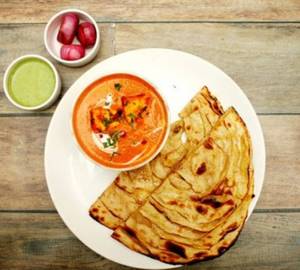 Kadai Paneer With 2 Laccha Paratha