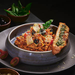 Chilli Garlic  Arabiatta