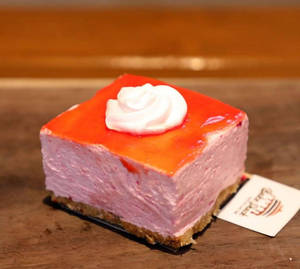 Cold Strawberry Cheese Cake
