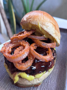 Bbq Chicken Burger With Crispy Onions (under 200)