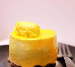 Lemon InfinityCake [1 Piece]