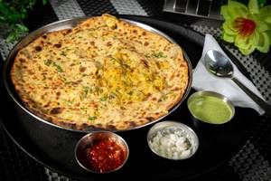 Special Murthal Aloo Paratha