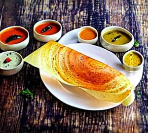 Butter rava plain dosa