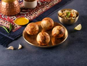 Baked Litti Chokha With Mustard Chutney