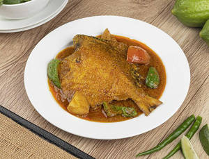 Jumbo Pomfret Dhakai Bhuna