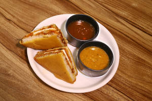 Bread With Paneer Pakoda Pc