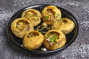 Spl. Bundi Pani Puri