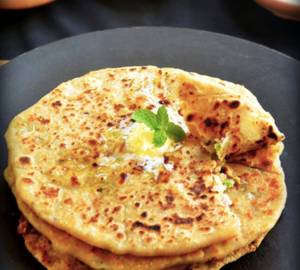 Alloo pyaz paratha