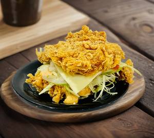 Smokey Tandoori Monster Burger (Chicken)