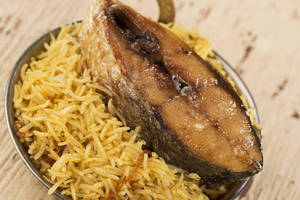 Dhakai Hilsa Biryani (1 Pc)