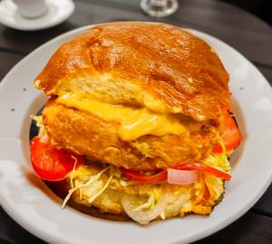 Smokey Tandoori Paneer Burger