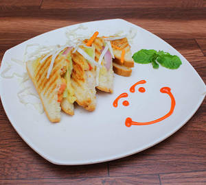 Spicy Corn N Cheese Sandwich