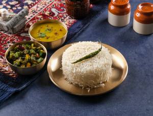 Rice Dal With Bhindi Bhujiya