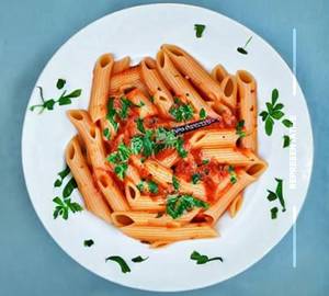 Red sauce pasta
