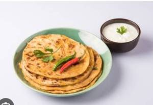 Aloo Paratha (2 Pc) + Curd.100 Ml