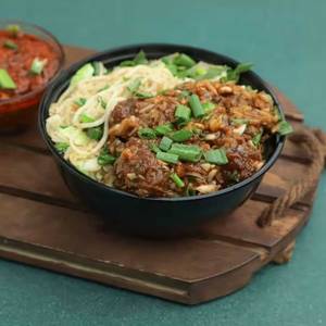 Veg Hakka Noodles With Chicken Manchurian