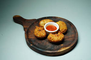 Chicken Fried Momos (8 Pcs)