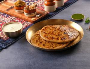 Aloo Paratha With Curd & Chutney(2 Pcs)