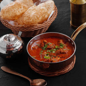 Chitti Poori With Konaseema Kodi Kura