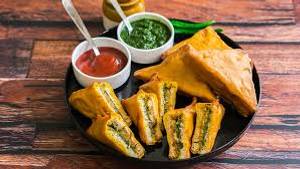 Bread Pakoda [4 Pieces]