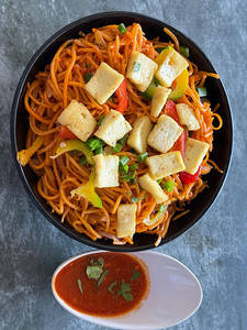 Paneer Schezwan Noodles