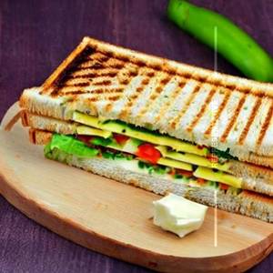 Garlic veg.cheese sandwich