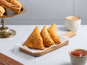 Chicken Keema Samosa(2 Pcs)
