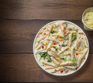 White Sauce Pasta