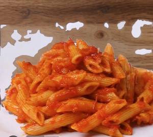 Red sauce pasta