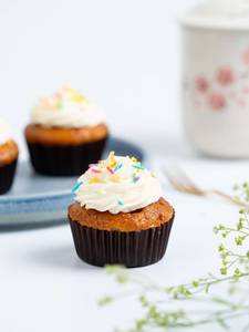 Snow White Cupcake(2 Pcs)