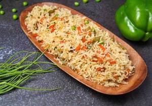 Veg Fried Rice [750Ml]