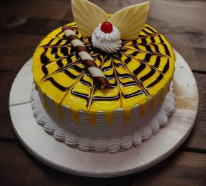 Pineapple  chocolate  cake