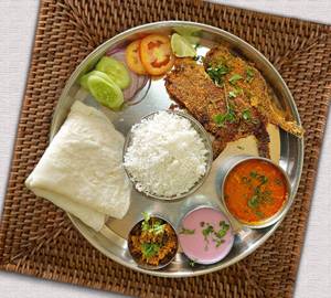 Bombil fry thali