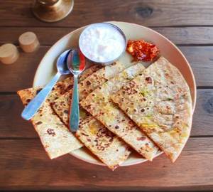 2 Onion Paratha with curd