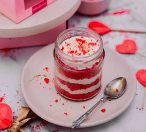 Red Velvet Jar Cake