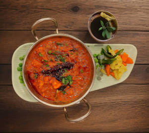 VEG KHOLAPURI