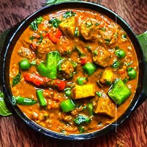 Veg aap ki pasand (kadai subz) OR (mix vegetable) OR (subz diwani)