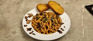 Al Funghi Pasta