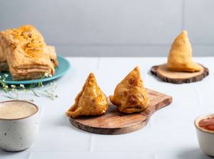 Veg Samosa(2 Pcs)