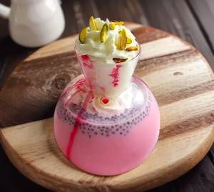 Falooda with ice cream