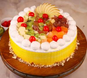 Pineapple Fresh Fruit Cake