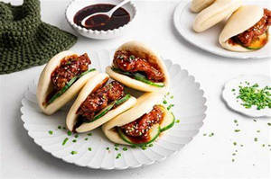 Hot Honey Chicken Bao