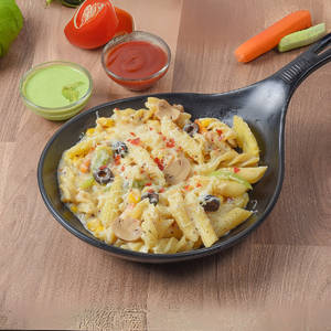 Pasta In White Sauce ( Alfredo)