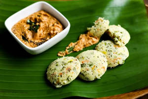 Rava Idli [2 Pcs]