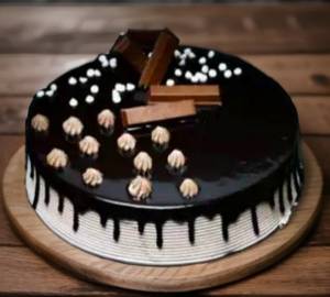 Kitkat cake