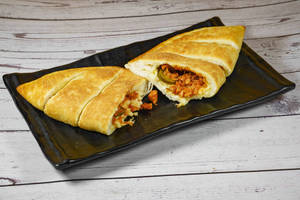 Keema Cheese Garlic Bread