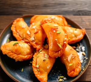 Mawa Gujiya